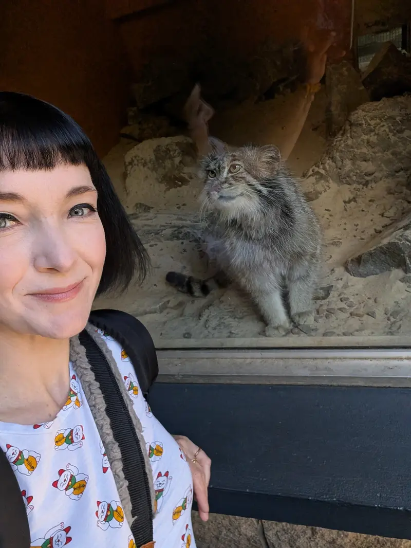 A photograph of Akiko in Edinburgh Zoo